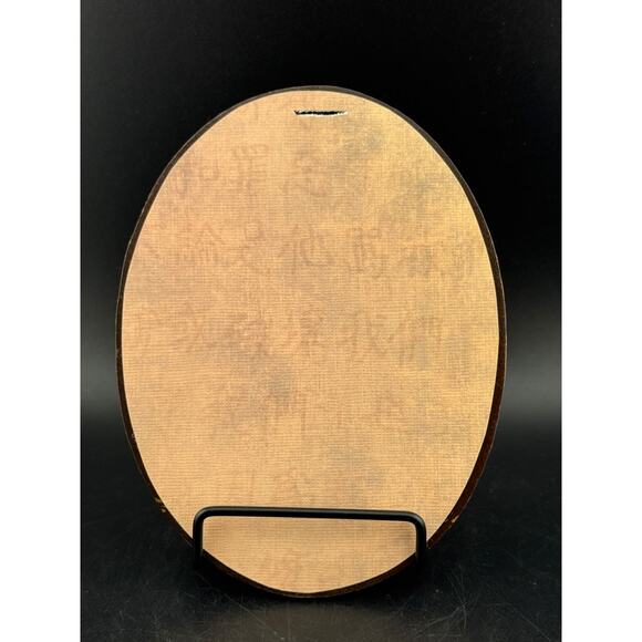 Vintage Bobbin Lace Carriage in Oval Frame - Picture 4 of 4